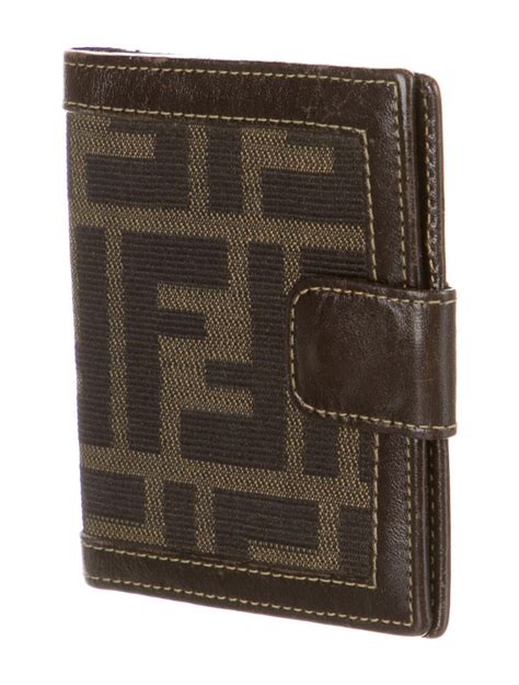 real real fendi wallet